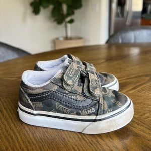 Toddler Boys Camouflage Vans size 5.0
